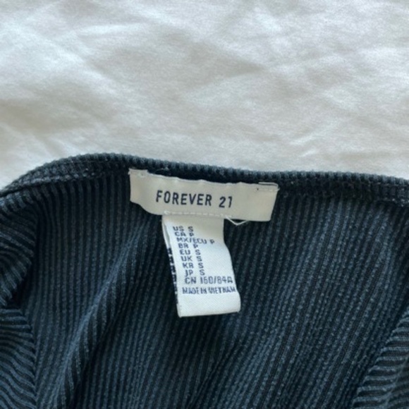 🦋 Forever21 Black Ribbed Bodysuit - Picture 4 of 4